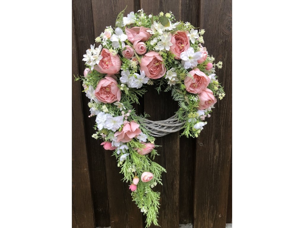 Věnec na dveře pivoňky 43x75 cm